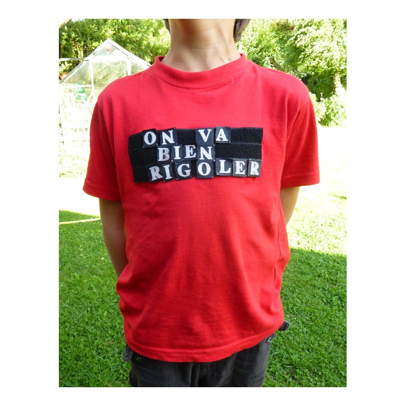 *T-Shirt Enfant avec lettres velcro, rouge